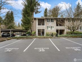 10016 NE 120th Lane F103, Kirkland WA 98034