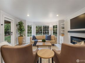 10016 NE 120th Lane F103, Kirkland WA 98034