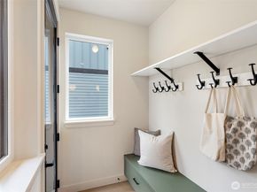 8108 126th Avenue NE B, Kirkland WA 98033