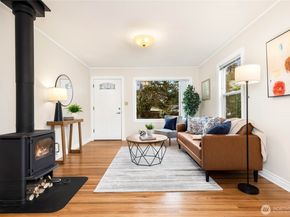 16011 27th Avenue NE, Shoreline WA 98155