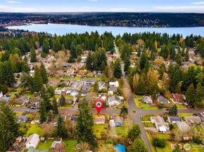 16011 27th Avenue NE, Shoreline WA 98155