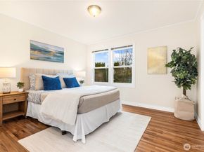 16011 27th Avenue NE, Shoreline WA 98155