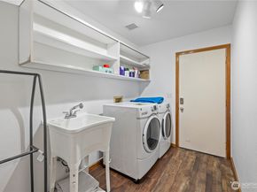 7025 14th Avenue SW, Seattle WA 98106