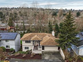 7025 14th Avenue SW, Seattle WA 98106