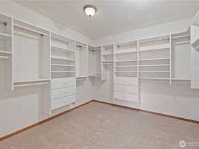 7025 14th Avenue SW, Seattle WA 98106