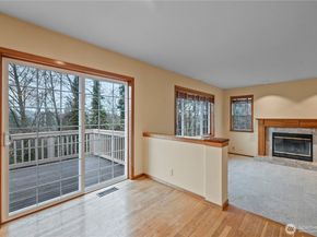 7025 14th Avenue SW, Seattle WA 98106