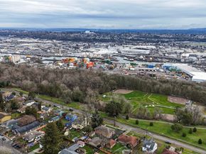 7025 14th Avenue SW, Seattle WA 98106