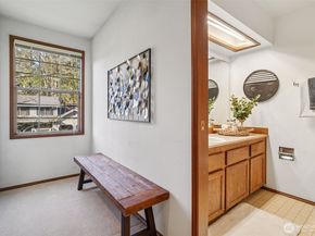 14335 SE 63rd Street, Bellevue WA 98006