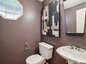 14335 SE 63rd Street, Bellevue WA 98006