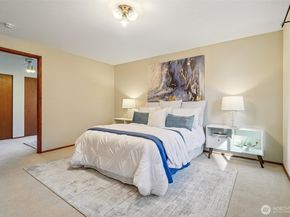 14335 SE 63rd Street, Bellevue WA 98006