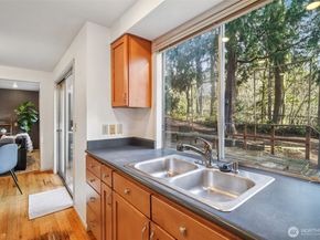 14335 SE 63rd Street, Bellevue WA 98006