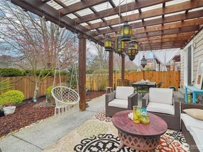 23918 SE 5th Street, Sammamish WA 98074