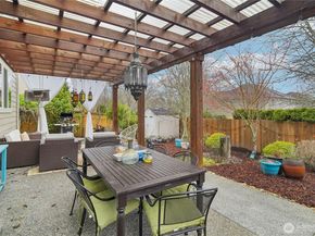 23918 SE 5th Street, Sammamish WA 98074