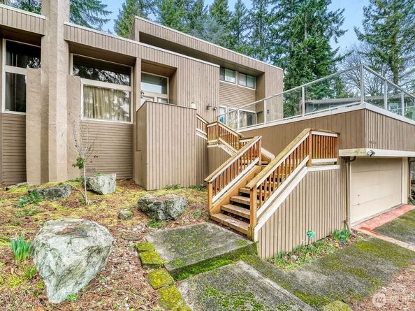 4634 144th Place SE, Bellevue WA 98006