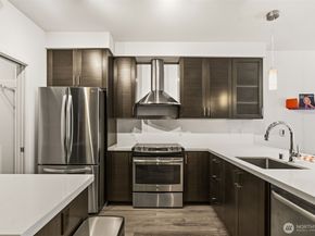 1760 NW 56th St 322, Seattle WA 98107