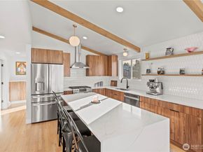 29603 1st Avenue S, Federal Way WA 98003