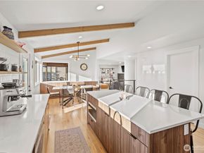 29603 1st Avenue S, Federal Way WA 98003