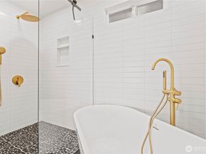 29603 1st Avenue S, Federal Way WA 98003