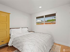29603 1st Avenue S, Federal Way WA 98003