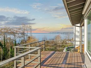 29603 1st Avenue S, Federal Way WA 98003