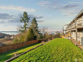 29603 1st Avenue S, Federal Way WA 98003