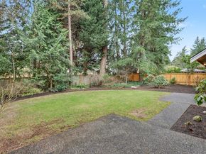 22113 NE 23rd Street, Sammamish WA 98074