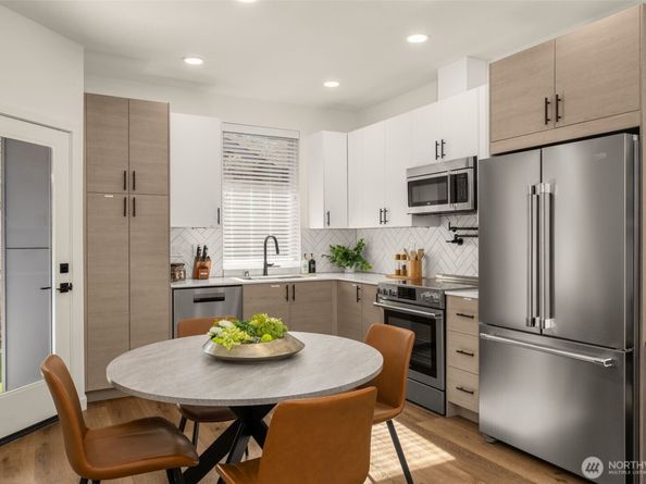 1405 N 103rd Street, Seattle WA 98133