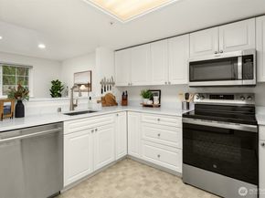 23303 Cedar Way T202, Mountlake Terrace WA 98043