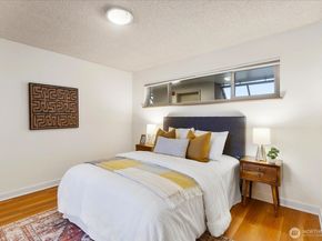 732 11th Avenue E 404, Seattle WA 98102