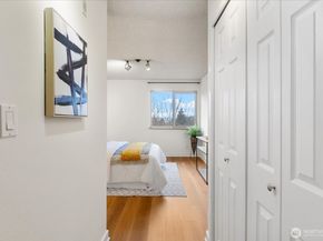 732 11th Avenue E 404, Seattle WA 98102