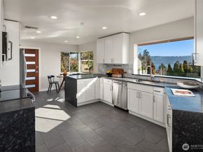 6070 Seward Park Avenue S, Seattle WA 98118