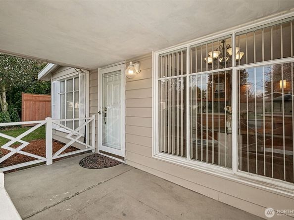 1333 S 315th St, Federal Way WA 98003