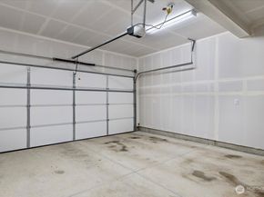 12012 NE 193rd Lane C, Bothell WA 98011