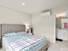 12012 NE 193rd Lane C, Bothell WA 98011