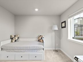 12012 NE 193rd Lane C, Bothell WA 98011