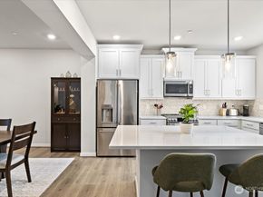 12012 NE 193rd Lane C, Bothell WA 98011