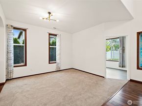 22820 41st DR SE, Bothell WA 98021