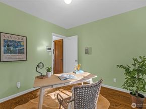 2301 Delmar Drive E, Seattle WA 98102