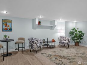 2301 Delmar Drive E, Seattle WA 98102