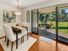 16929 Inglewood Road NE C305, Kenmore WA 98028