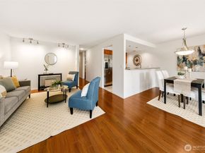 16929 Inglewood Road NE C305, Kenmore WA 98028