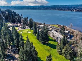 16929 Inglewood Road NE C305, Kenmore WA 98028