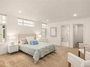 9248 17th Avenue SW A, Seattle WA 98106