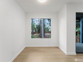 14020 Juanita Drive NE B3, Kirkland WA 98034