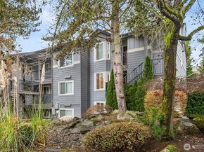 11114 NE 125th Lane G227, Kirkland WA 98034