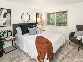 11114 NE 125th Lane G227, Kirkland WA 98034