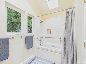 26248 Ohio Avenue NE, Kingston WA 98346