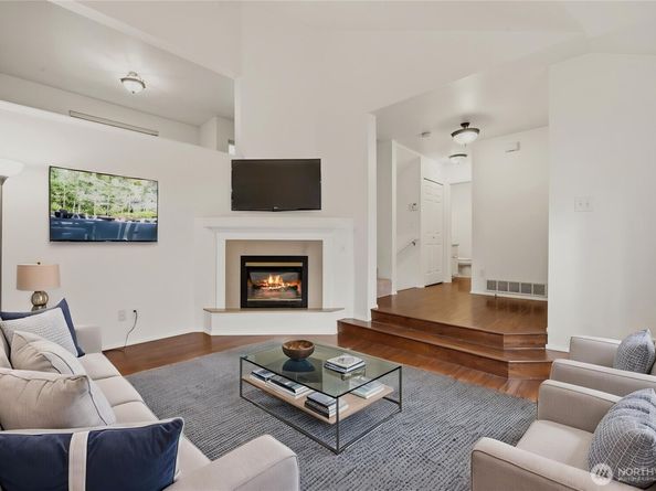 8629 240th Street SW C3, Edmonds WA 98026