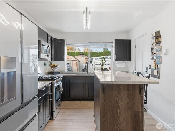 208 Pike St NE, Auburn WA 98002