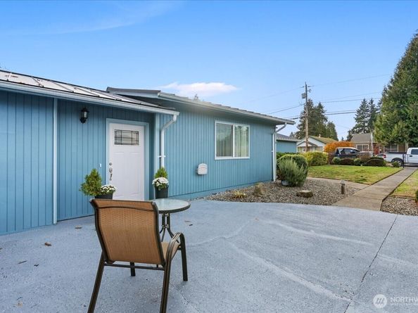 208 Pike St NE, Auburn WA 98002